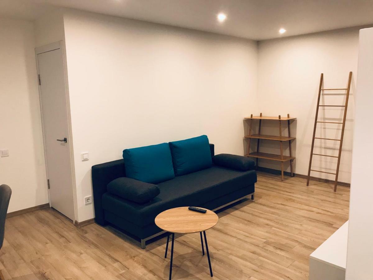 Tf Apartment Двокімнатні Апартаменти В Центрі Міста Poltava Kültér fotó